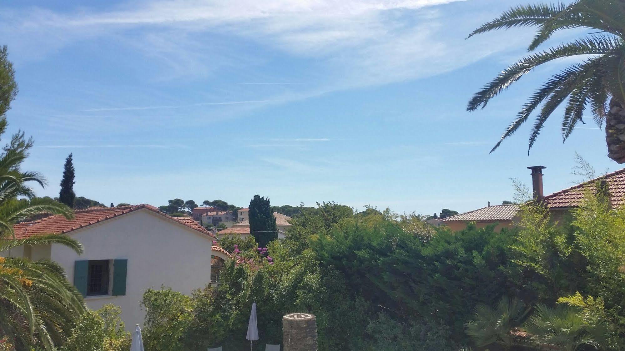 Hotel Le Synaya Sanary-sur-Mer Zewnętrze zdjęcie