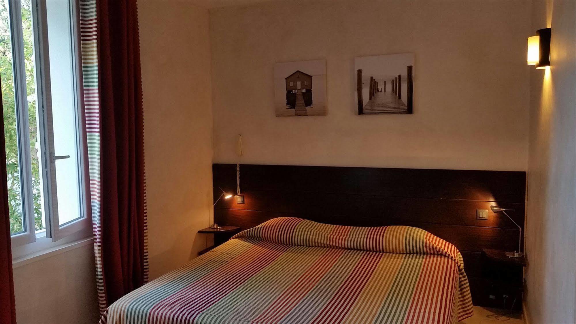 Hotel Le Synaya Sanary-sur-Mer Zewnętrze zdjęcie