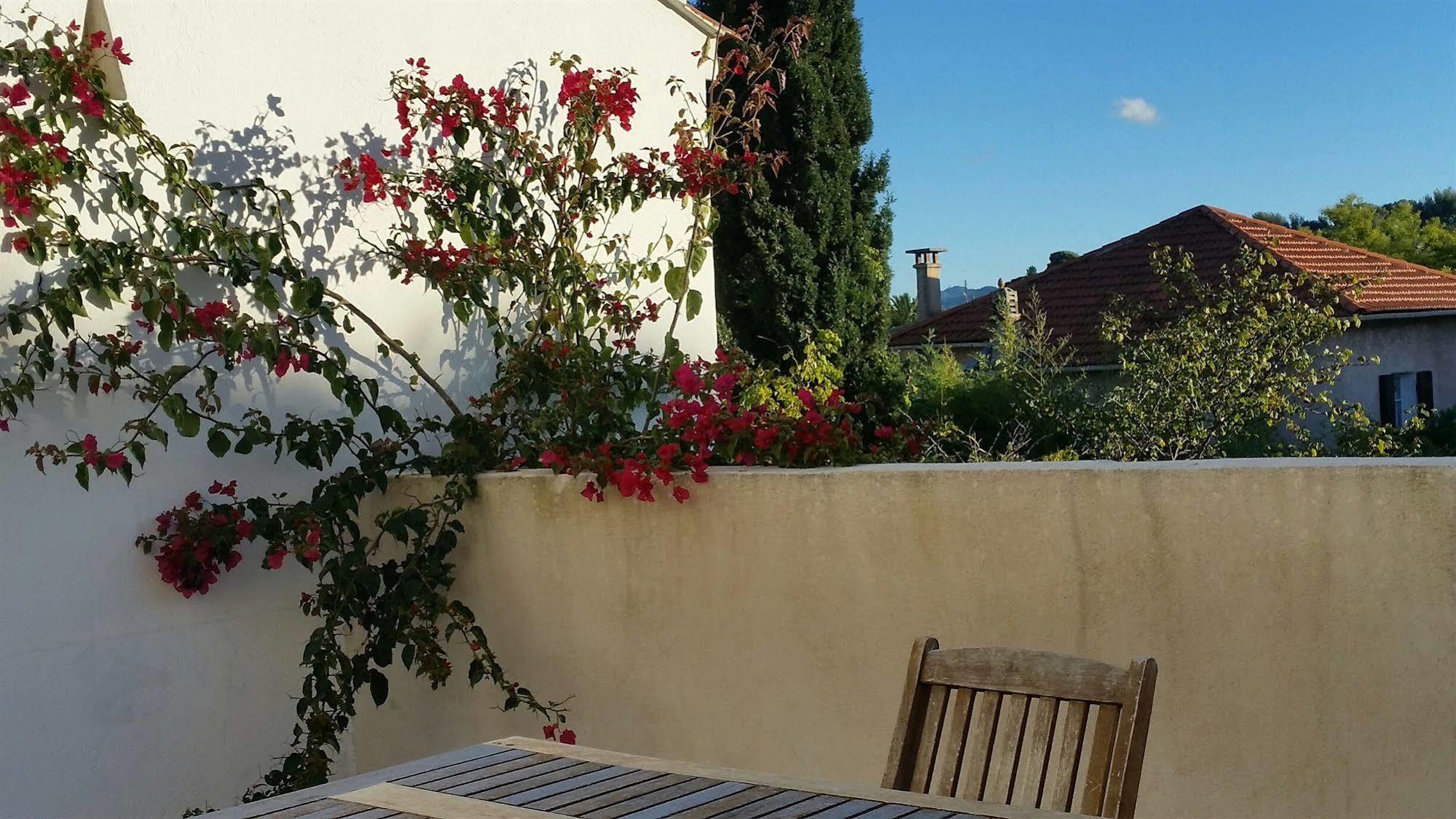 Hotel Le Synaya Sanary-sur-Mer Zewnętrze zdjęcie